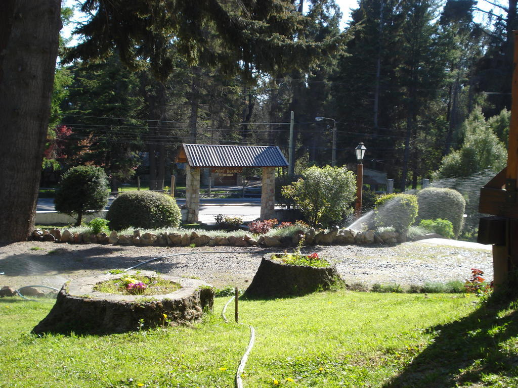 Mont Blanc Bungalows San Carlos de Bariloche Exterior foto